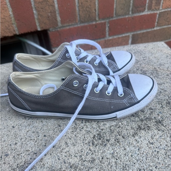 Converse Chuck Taylor All Star Low Top Gray Canvas Sneakers Women’s 8.5 - Picture 1 of 7
